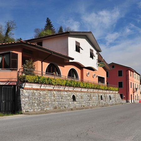 Maissana Affittacamere B&B Trattoria Della Posta מראה חיצוני תמונה