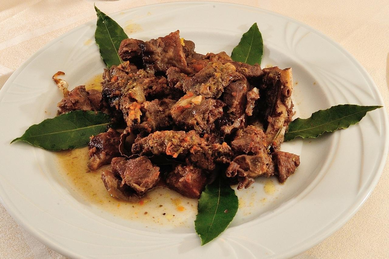 Maissana Affittacamere B&B Trattoria Della Posta מראה חיצוני תמונה